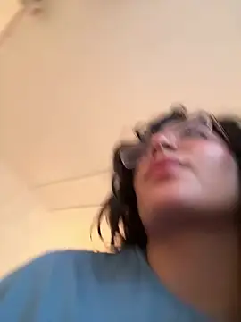 Lia_flowers live sex cam