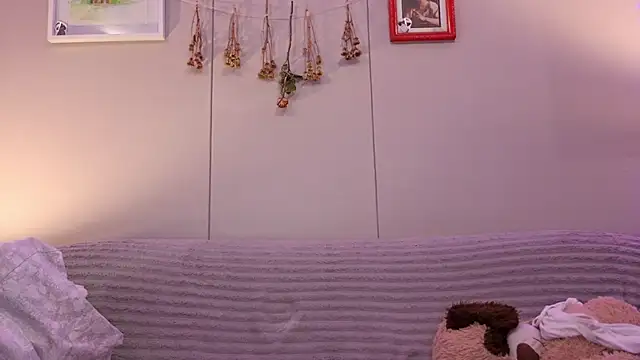 ScarletCarnal live sex cam