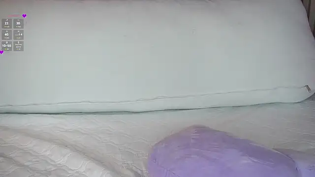 EloiseSweetxx's cam snapshot