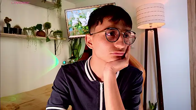 Mr_evan1's cam snapshot