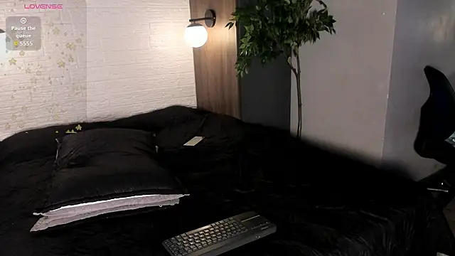 nico_herrera_'s cam snapshot