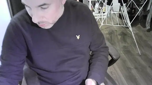 Chrisprngr's cam snapshot