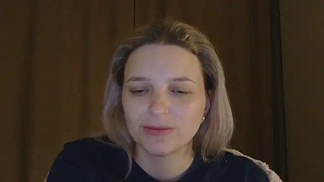 ElisSky301's cam snapshot