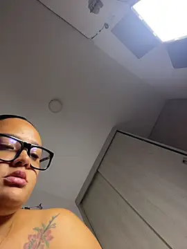 keirabbw's cam snapshot