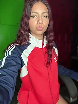 Emily-teen's cam snapshot