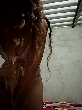 Dirty-Divorced-mother7's cam snapshot