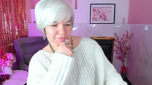 CarmenSoft live sex cam