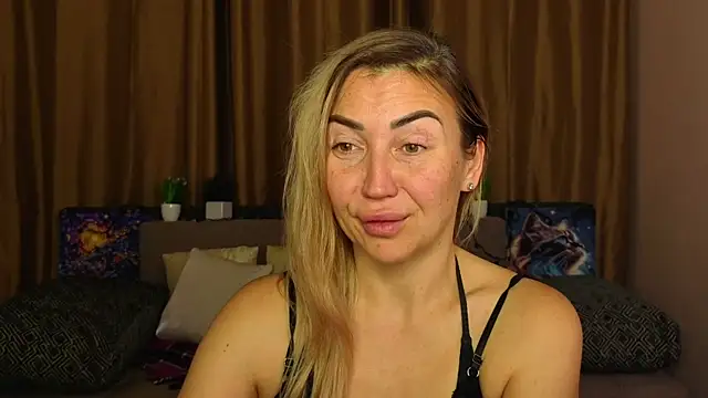 Kiss_julli88I's cam snapshot