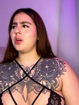 ValerieHilton's cam snapshot