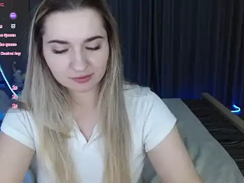 BellaaBlushh's cam snapshot