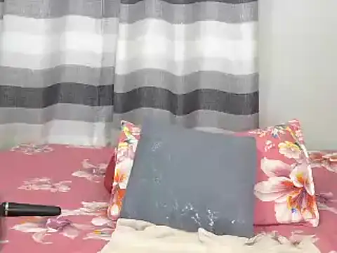 Hotytoty26's cam snapshot