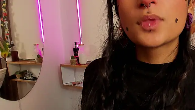 MeowMota_'s cam snapshot