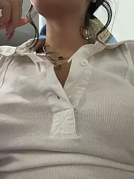 Dakota_Browns live sex cam