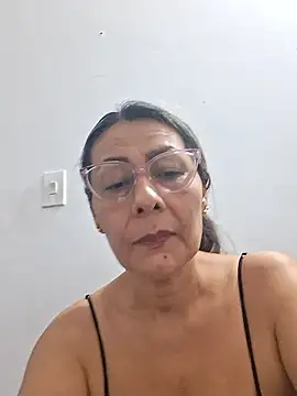 Mia-funny20 live sex cam