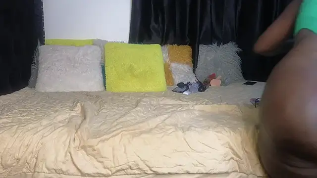 Sexy_sharntel live sex cam