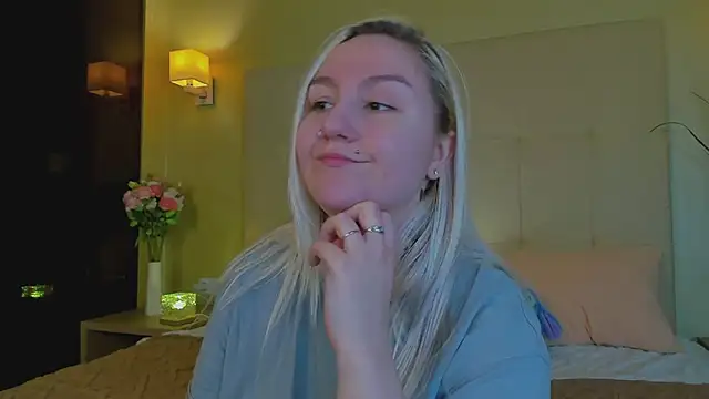 Debbie_Taylor's cam snapshot