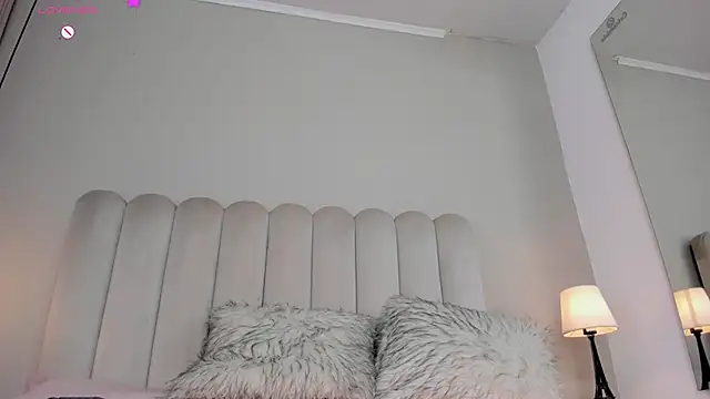 Melanie_hillz's cam snapshot