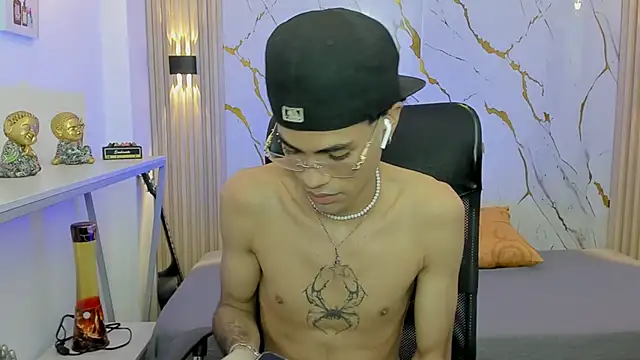 JacobBlackwell_'s cam snapshot