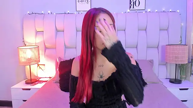 SkinnyFoxy's cam snapshot