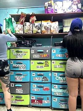 Lucy_699 live sex cam