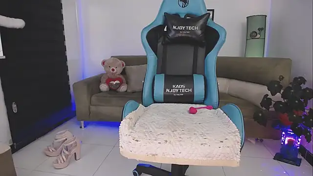 malybu_ live sex cam