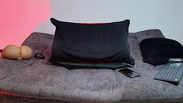 BrayaanFit's cam snapshot