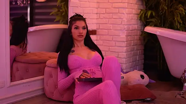 NyssaSky's cam snapshot