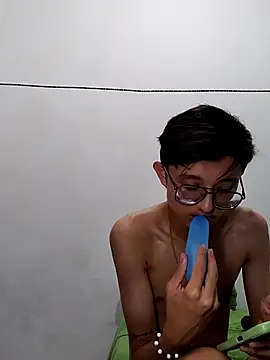 SantiagoRusso18 live sex cam