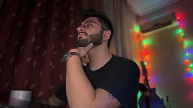 The_Oggy live sex cam