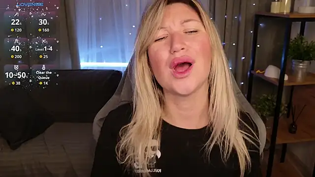 MilaBott's cam snapshot