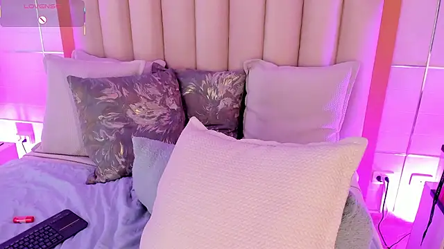 MaddieParker's cam snapshot