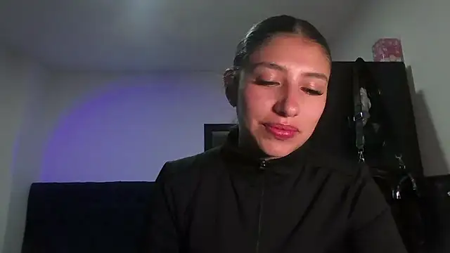 AliceTeenager___'s cam snapshot