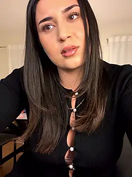 Yasmine-blue's cam snapshot