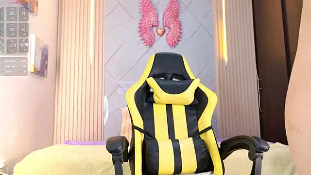 Sara_swift9's cam snapshot