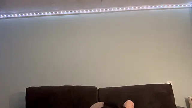 tinykissme's cam snapshot