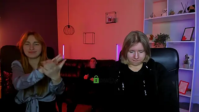 gloria_bubble's cam snapshot