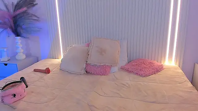 EmilyEvans7's cam snapshot