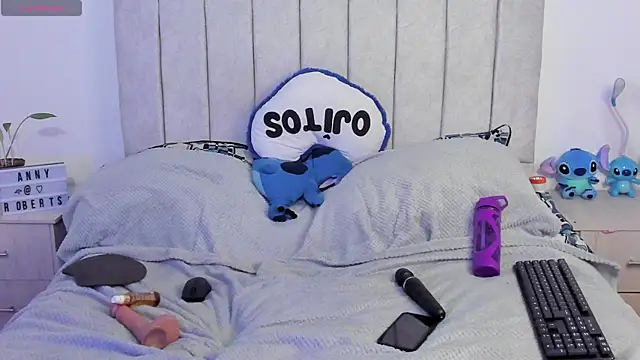 anny_roberts's cam snapshot