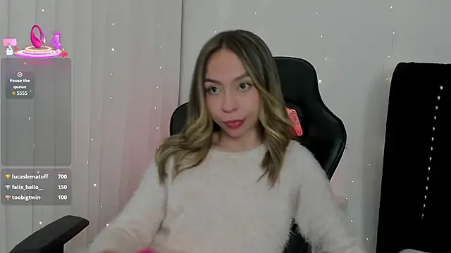 LuluuBerry's cam snapshot