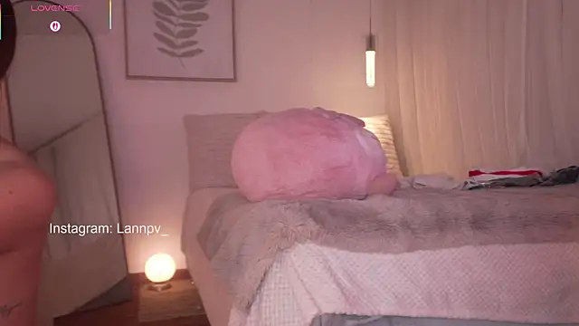 lanie__'s cam snapshot