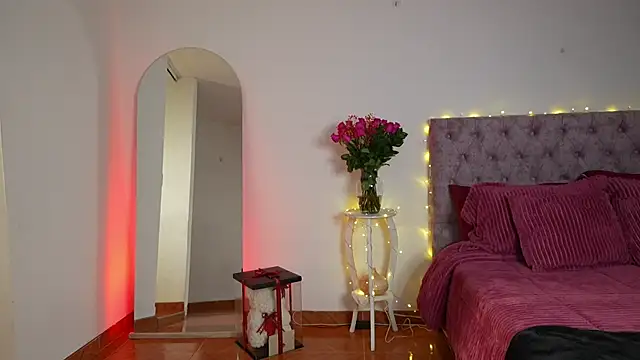 Samantha_e2's cam snapshot