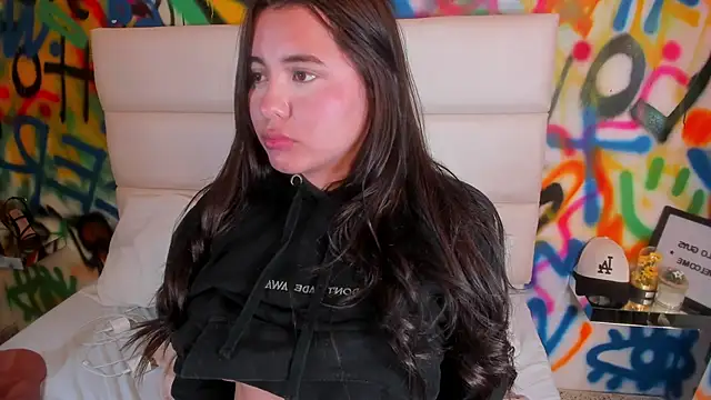 Liana_Bernocchi's cam snapshot