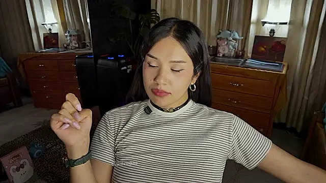 gigifontaine__'s cam snapshot