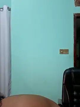 Bristy-'s cam snapshot