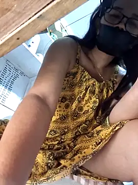 Loreanegel_kissme105's cam snapshot