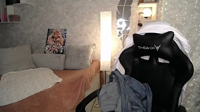 NickyAdamidi live sex cam