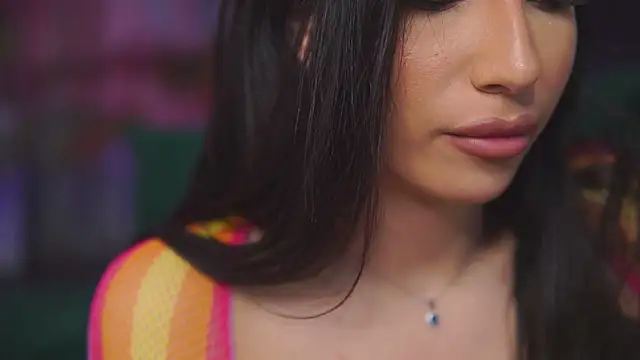 GinaValentinna live sex cam