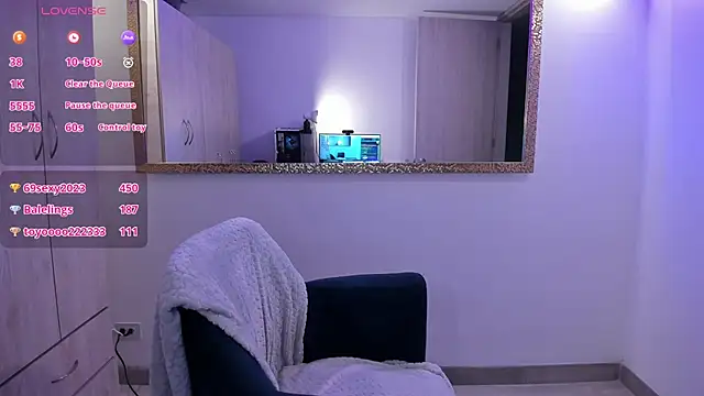 EricaVanderhill live sex cam