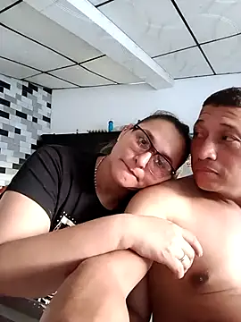 pareja_latina1483 live sex cam