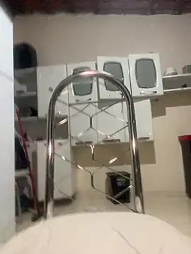 Mari_valda2's cam snapshot